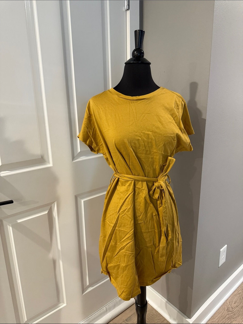 Forever 21 Mustard Short Sleeve Tie-Waist Mini Dress